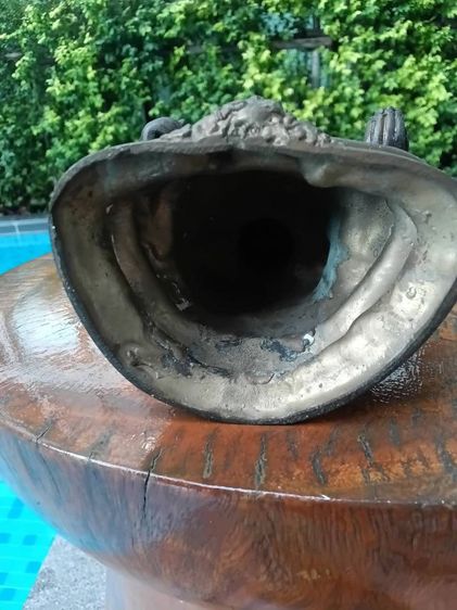 พระพิฆเนศรุ่น มั่งมีศรีสุข 19 กุมภาพันธ์ 2547 สูง 6 นิ้ว หน้าตัก 3.5 นิ้ว ทองเหลืองรมดำ เข้าพิธีวัดมหาธาตุวรมหาวิหาร และที่ศาลหลักเมืองนครศรีธรรมราช  รูปที่ 8