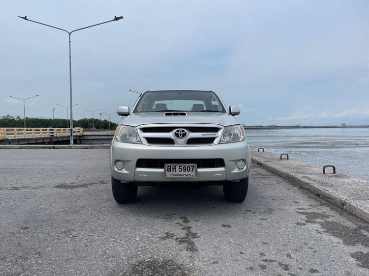 Toyota Hilux Vigo 2006 2.5 E 4WD Pickup ดีเซล ไม่ติดแก๊ส เกียร์ธรรมดา เทา รูปที่ 2