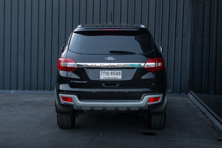 Ford Everest 2018 2.2 Titanium+ Utility-car ดีเซล ไม่ติดแก๊ส เกียร์อัตโนมัติ ดำ รูปที่ 4