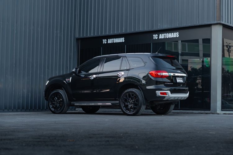Ford Everest 2018 2.2 Titanium+ Utility-car ดีเซล ไม่ติดแก๊ส เกียร์อัตโนมัติ ดำ รูปที่ 3