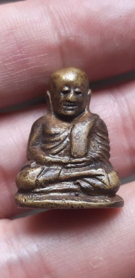 พระหลวงพ่อเงิน3