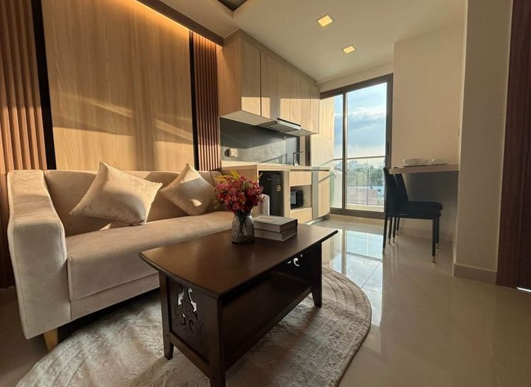 Acadia Beach resort, pattaya 