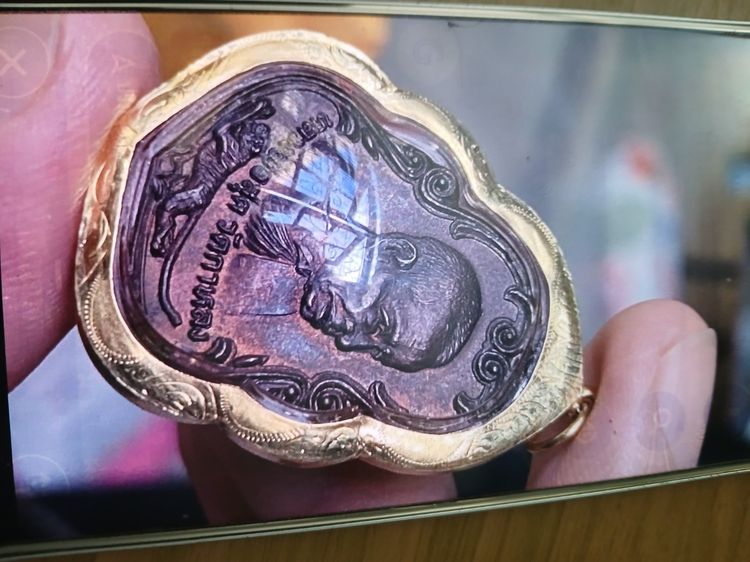 เหรียญหลวงพ่อสุดวัดกาหลงสร้างปี 2523 บล็อกรางคู่เลียมทองแท้ 80 เปอรเซ็นครับ รูปที่ 3