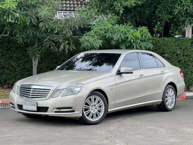 Mercedes-Benz E-Class 2012 E200 CGI Sedan เบนซิน ไม่ติดแก๊ส เกียร์อัตโนมัติ น้ำตาล รูปที่ 2