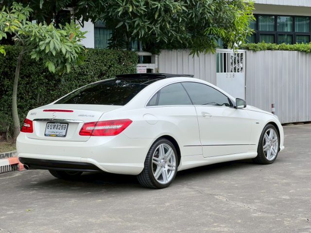 Mercedes-Benz E-Class 2013 E200 Sedan เบนซิน ไม่ติดแก๊ส เกียร์อัตโนมัติ ขาว รูปที่ 3