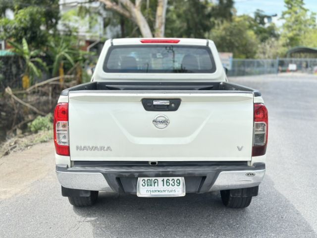 Nissan NP300-NAVARA 2020 2.5 Calibre V Pickup ดีเซล ไม่ติดแก๊ส เกียร์อัตโนมัติ ขาว รูปที่ 3