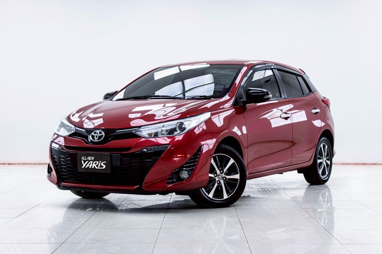 รถ Toyota Yaris 1.2 G Plus สี แดง