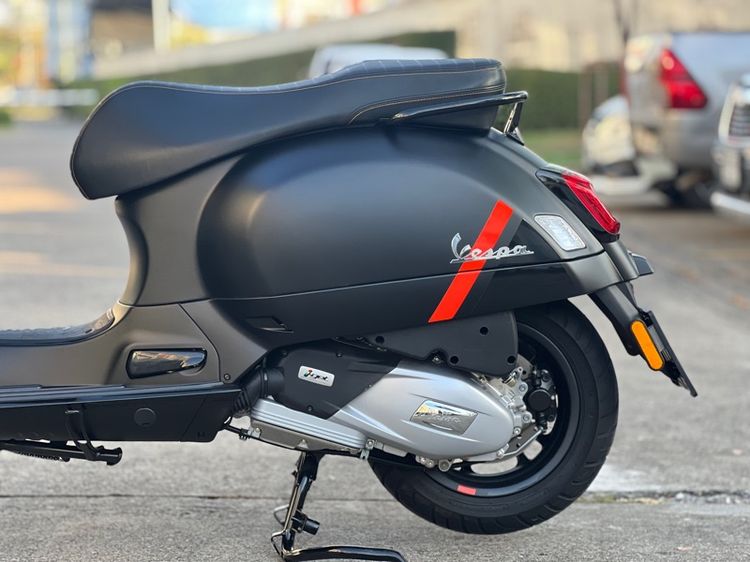 Vespa GTS1504v 2023 สีดำด้าน สวยสุดๆ รูปที่ 5