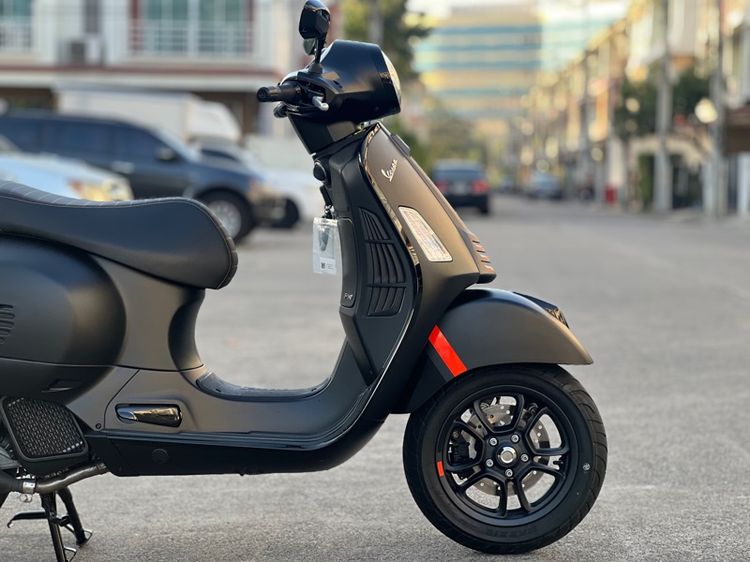 Vespa GTS1504v 2023 สีดำด้าน สวยสุดๆ รูปที่ 8