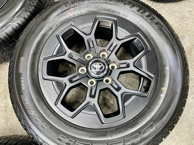 ล้อแม็ก TOYOTA TRAVO ขอบ 18” ถอดป้ายแดงใหม่ล่าสุด ยาง BRIDGESTONE 265-60R18 ปี 25 ตุ่มหน้ายางยังอยู่ครบ รูปที่ 7