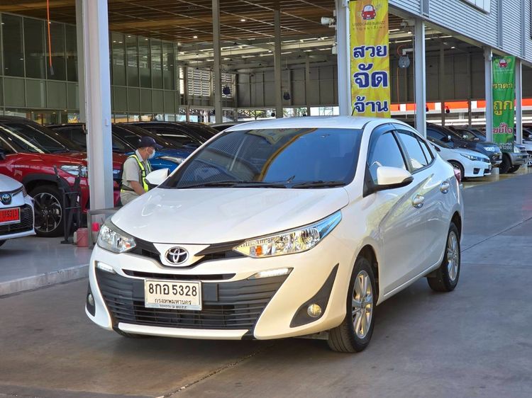 Toyota รุ่นอื่นๆ 2019 รุ่นย่อยอื่นๆ Sedan เบนซิน ไม่ติดแก๊ส เกียร์อัตโนมัติ ขาว รูปที่ 3