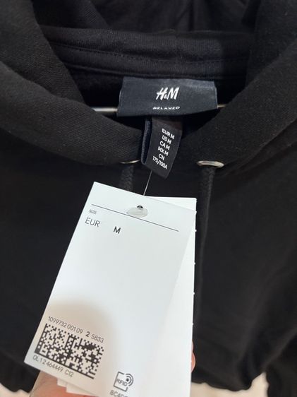 ขายชุด ฮู้ดดี้ และกางเกง จ๊อกเกอร H M สีดำไซส์ M ผู้ชาย รูปที่ 4