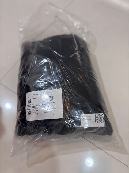 ขายชุด ฮู้ดดี้ และกางเกง จ๊อกเกอร H M สีดำไซส์ M ผู้ชาย รูปที่ 9