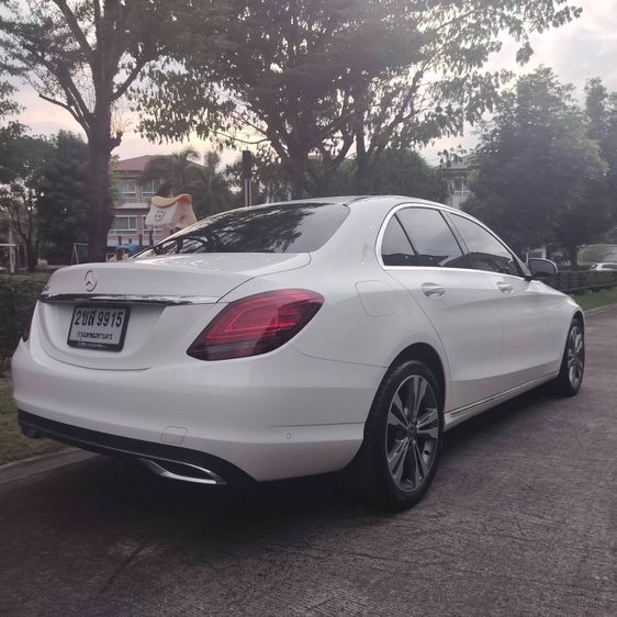 Mercedes-Benz C-Class 2022 C220 Sedan ดีเซล ไม่ติดแก๊ส เกียร์อัตโนมัติ ขาว รูปที่ 4