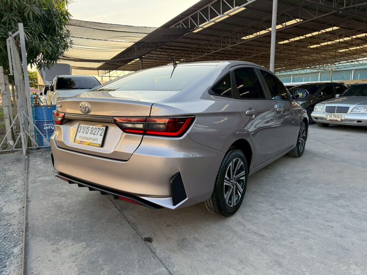 Toyota Yaris ATIV 2022 1.2 Sport Sedan เบนซิน ไม่ติดแก๊ส เกียร์อัตโนมัติ เทา รูปที่ 4