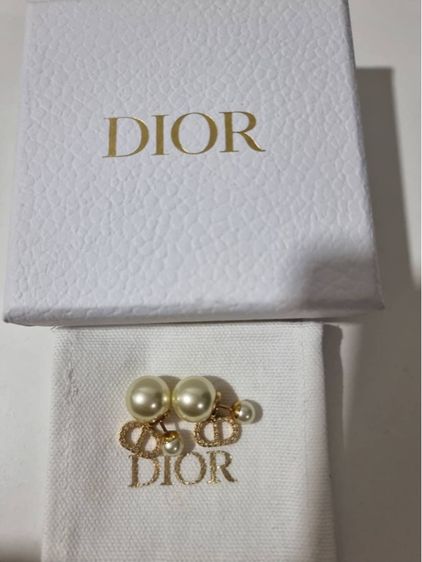 ต่างหู Dior รูปที่ 2