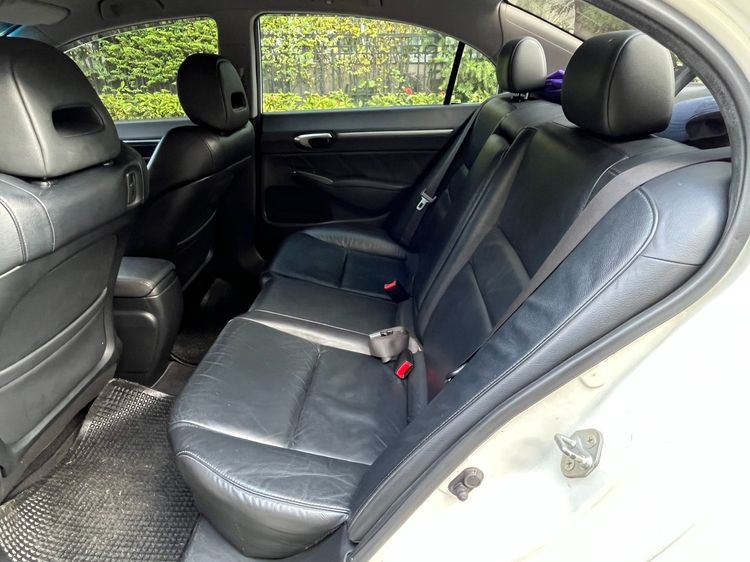 Honda Civic 2010 1.8 E i-VTEC Sedan เบนซิน ไม่ติดแก๊ส เกียร์อัตโนมัติ ขาว รูปที่ 4