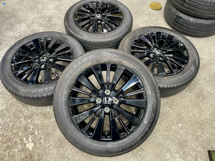 ล้อแม็ก HONDA CITY EHEV RS ขอบ 16” ถอดป้ายแดง ยาง DUNLOP 185-60R16 ปี 25 สีเส้นตุ่มหน้ายางยังอยู่ครบ รูปที่ 3