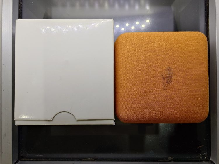 เหรียญพระรูป ร5 รุ่นมหาลาภ หลังยันต์ 12 ราศี เนื้อเงินขัดเงา บล็อกนอก ญสส พุทธาภิเษก วัดพระศรีศาสดาราม ปี2539 พร้อมกล่อง รูปที่ 9