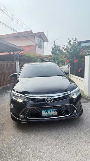 รถ Toyota Camry 2.5 Hybrid สี ดำ