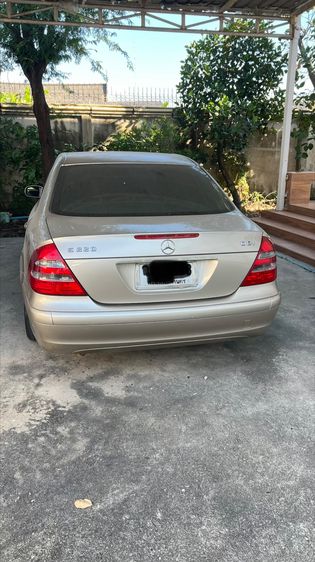 Mercedes-Benz E-Class 2003 E220 CDI Sedan ดีเซล เกียร์อัตโนมัติ บรอนซ์ทอง รูปที่ 2