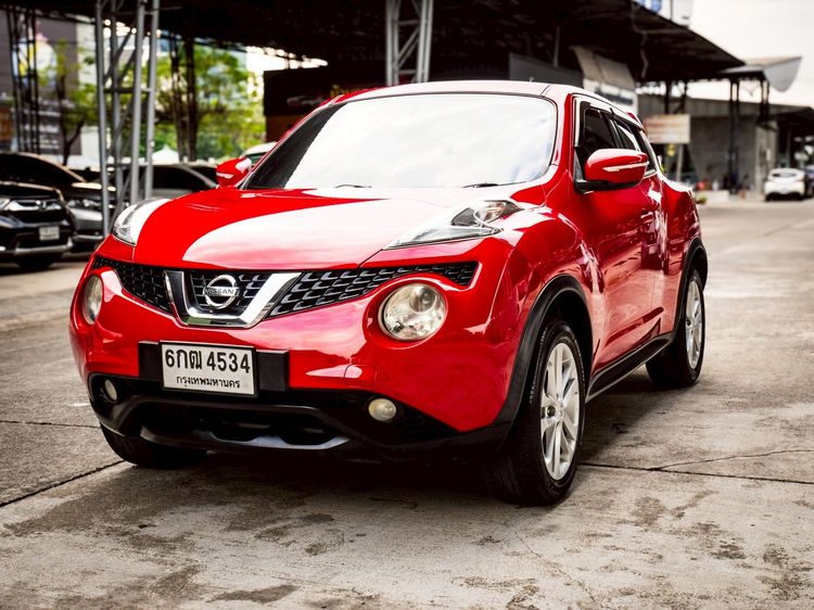 Nissan Juke 2017 1.6 V Sedan เบนซิน ไม่ติดแก๊ส เกียร์อัตโนมัติ แดง รูปที่ 3