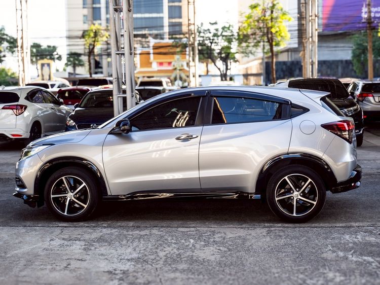 Honda HR-V 2019 1.8 RS Utility-car เบนซิน ไม่ติดแก๊ส เกียร์อัตโนมัติ บรอนซ์เงิน รูปที่ 3
