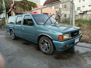 Isuzu Station wagon  Tfr พร้อมทะเบียนสวย