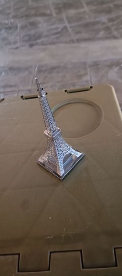 โมเดล รูปที่ 9