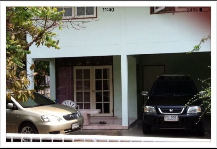 อื่นๆ ไม่มี สร้างเสร็จก่อน 2010 ใช่ ขายบ้านแฝด 3 ห้องนอน 2 ห้องน้ำ 51ตารางวา อยู่ติดรถไฟฟ้าเคหะสมุทรปราการ เดิน 600 เมตร  เดินแค่ 10 นาที ทางเดินสวยงาม รูปที่ 2