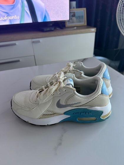 Nike Air Max Excee ของแท้ครบกล่องมือสอง สภาพใหม่เอี่ยม ไซต์ 39 รูปที่ 2