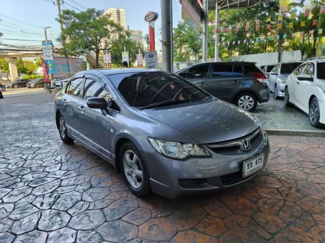 Honda Civic 2006 1.8 S i-VTEC Sedan เบนซิน ไม่ติดแก๊ส เกียร์อัตโนมัติ เทา รูปที่ 3