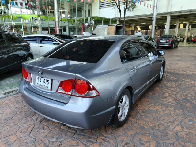 Honda Civic 2006 1.8 S i-VTEC Sedan เบนซิน ไม่ติดแก๊ส เกียร์อัตโนมัติ เทา รูปที่ 4