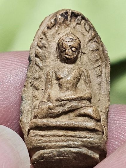 พระรอดกรุวัดมหาวัน