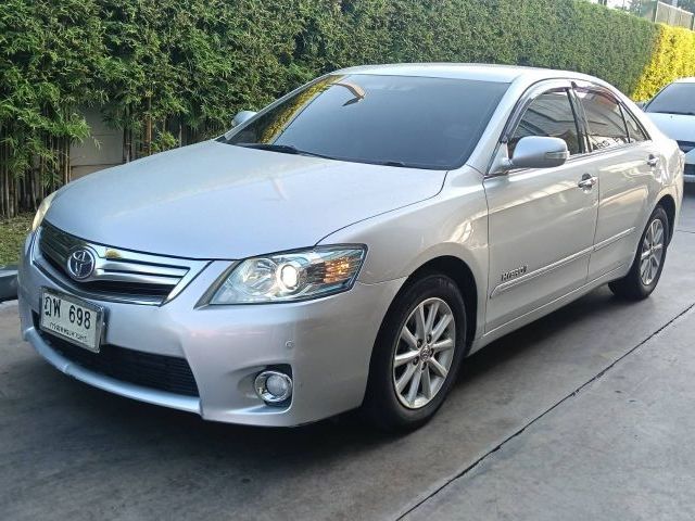 รถ Toyota Camry 2.4 Hybrid สี เทา
