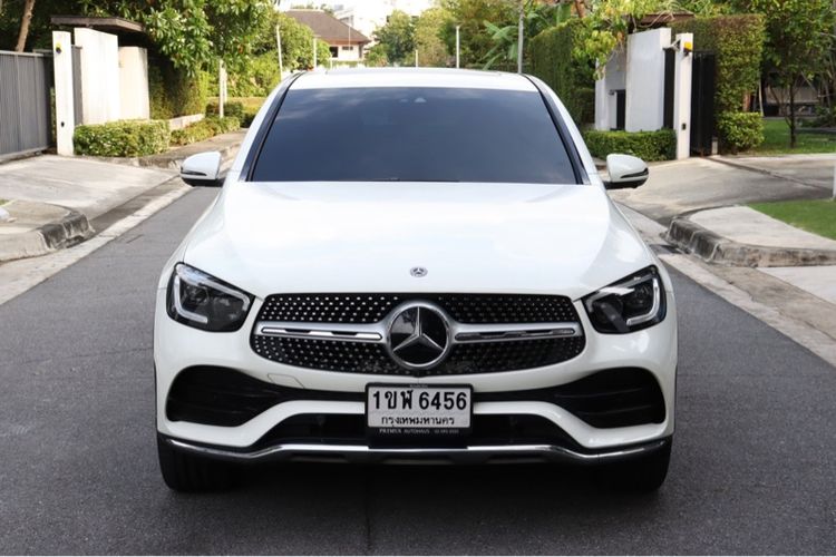 รถ Mercedes-Benz GLC-Class GLC300e สี ขาว