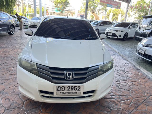 Honda City 2010 1.5 V Sedan เบนซิน LPG เกียร์อัตโนมัติ ขาว รูปที่ 2