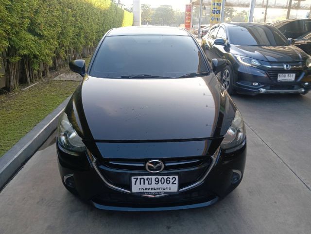 Mazda Mazda 2 2017 1.3 Sports High Sedan เบนซิน ไม่ติดแก๊ส เกียร์อัตโนมัติ ดำ รูปที่ 3