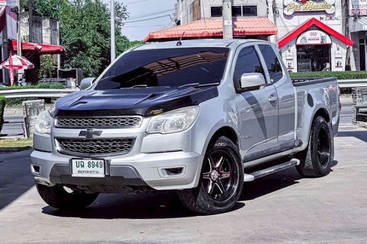 รถ Chevrolet Colorado 2.5 LT Z71 สี บรอนซ์เงิน