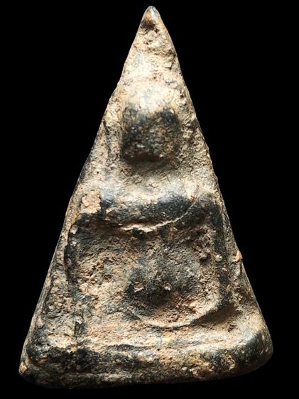 พระนางพญาเนื้อดินครับ