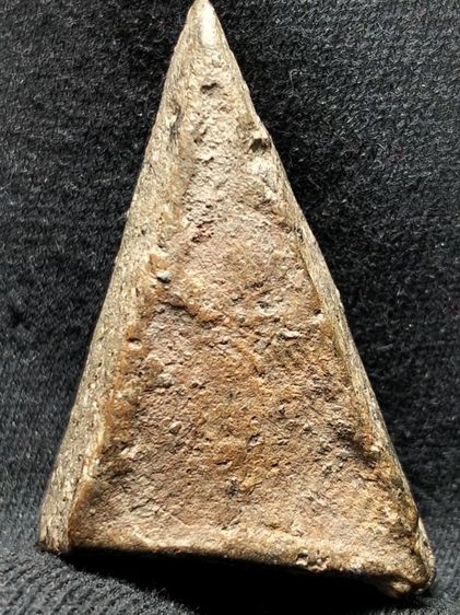 พระนางพญาเนื้อดินครับ รูปที่ 3