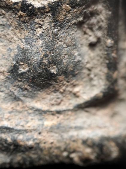 พระนางพญาเนื้อดินครับ รูปที่ 10