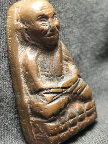 หลวงปู่ทวดเนื้อโลหะครับ รูปที่ 15