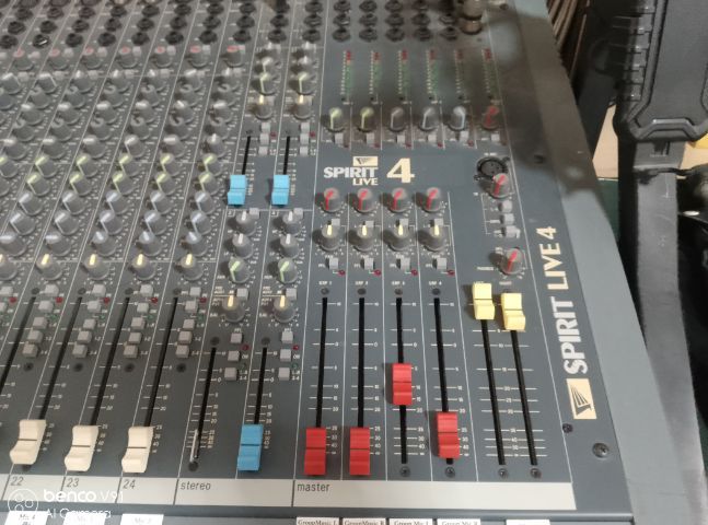 มิกซ์เซอร์ 24 ช่อง Sound SPIRIT Live 4