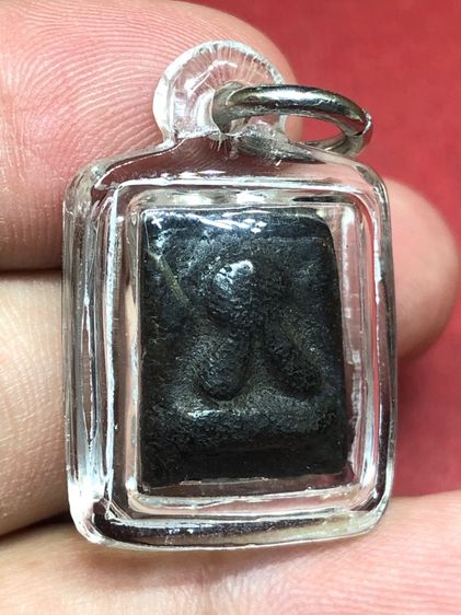 พระปิดตาหลวงปู่ศุขเนื้อผง รูปที่ 2