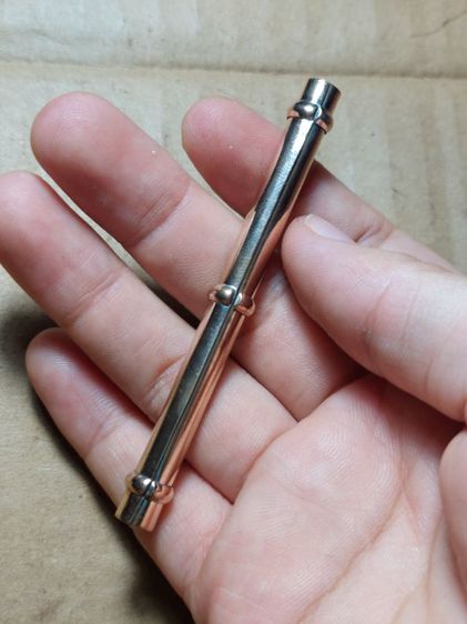 เครื่องรางตะกรุดนาคอาจารย์เฮงไพรวัลย์เก่าๆมีจารอักขระ