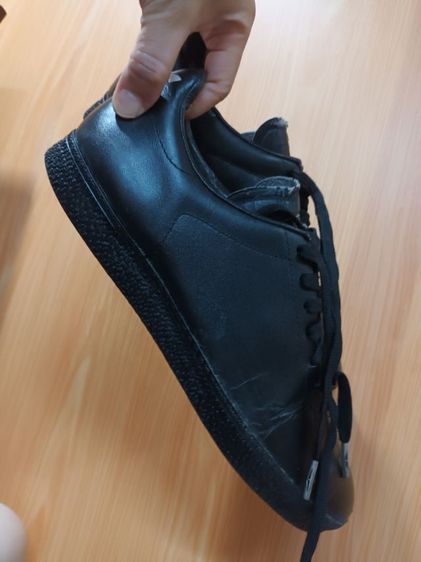 adidas รูปที่ 2