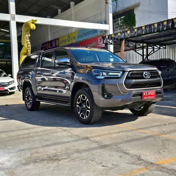 Toyota Hilux Revo 2022 2.4 Prerunner Mid Pickup ดีเซล ไม่ติดแก๊ส เกียร์ธรรมดา เทา รูปที่ 2