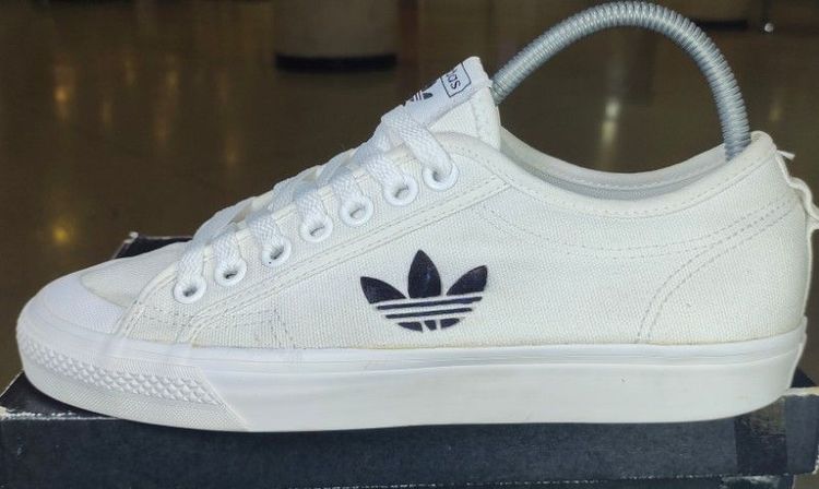 รองเท้า💥adidas💥ของแท้‼️สวยๆ เดิมๆ สภาพดี💥ไซร์ 40.5 รูปที่ 3