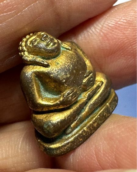 🙏พระปรกใบมะขามหลวงพ่อคูณ ปริสุทโธ วัดบ้านไร่ รุ่นเสาร์ 5 คูณพันล้าน เนื้อเงิน🙏รูปหล่อพระสังขจาย กะหลั่ยทอง ก้นจารไม่ทราบที่ องค์ละ1000 รูปที่ 10